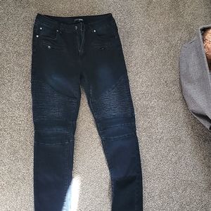 Fashionnova Black denim Jeans, never worn, size 9